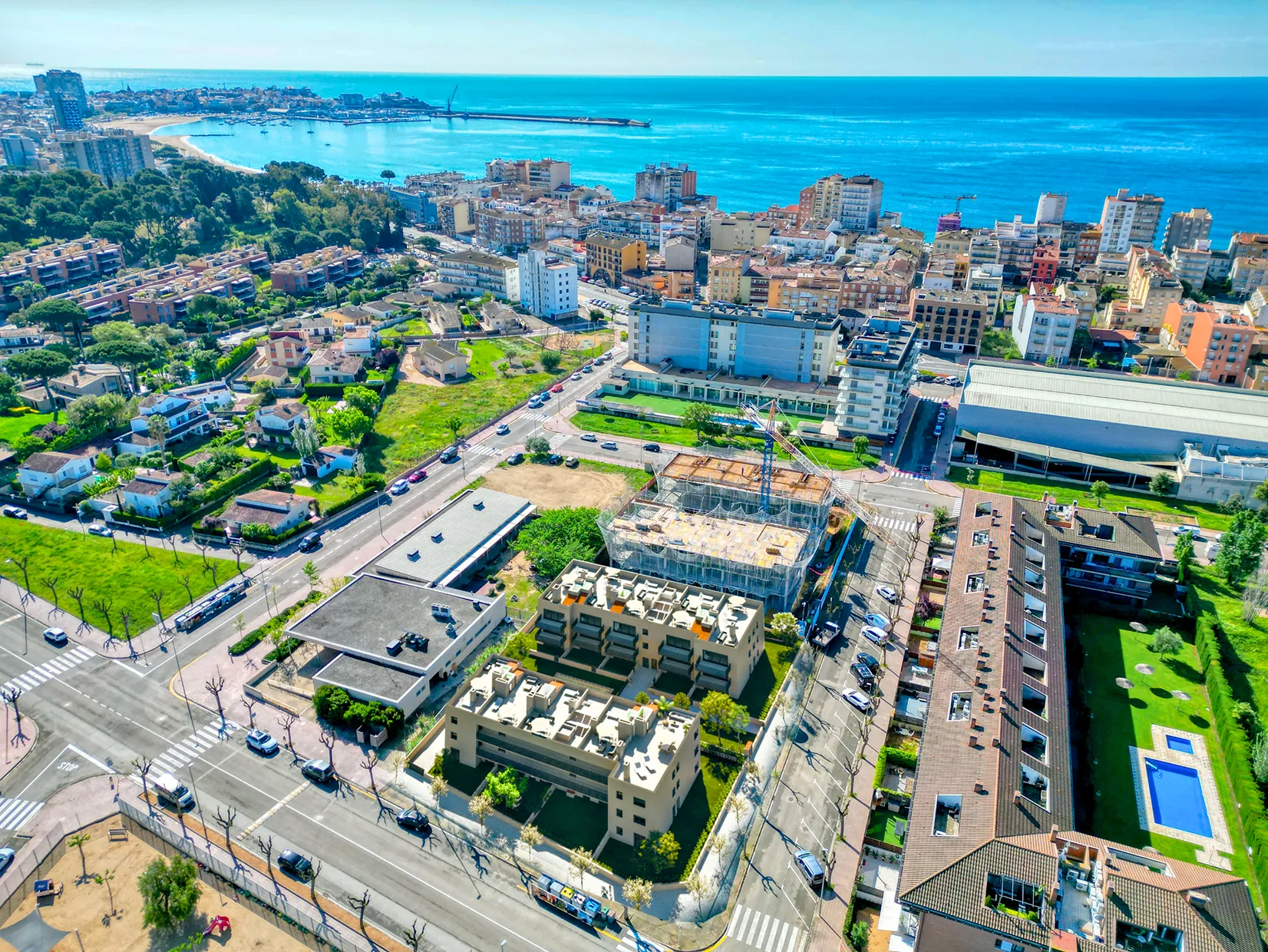 Edifici Sant Antoni de Calonge, Ambar Grup Immobiliari